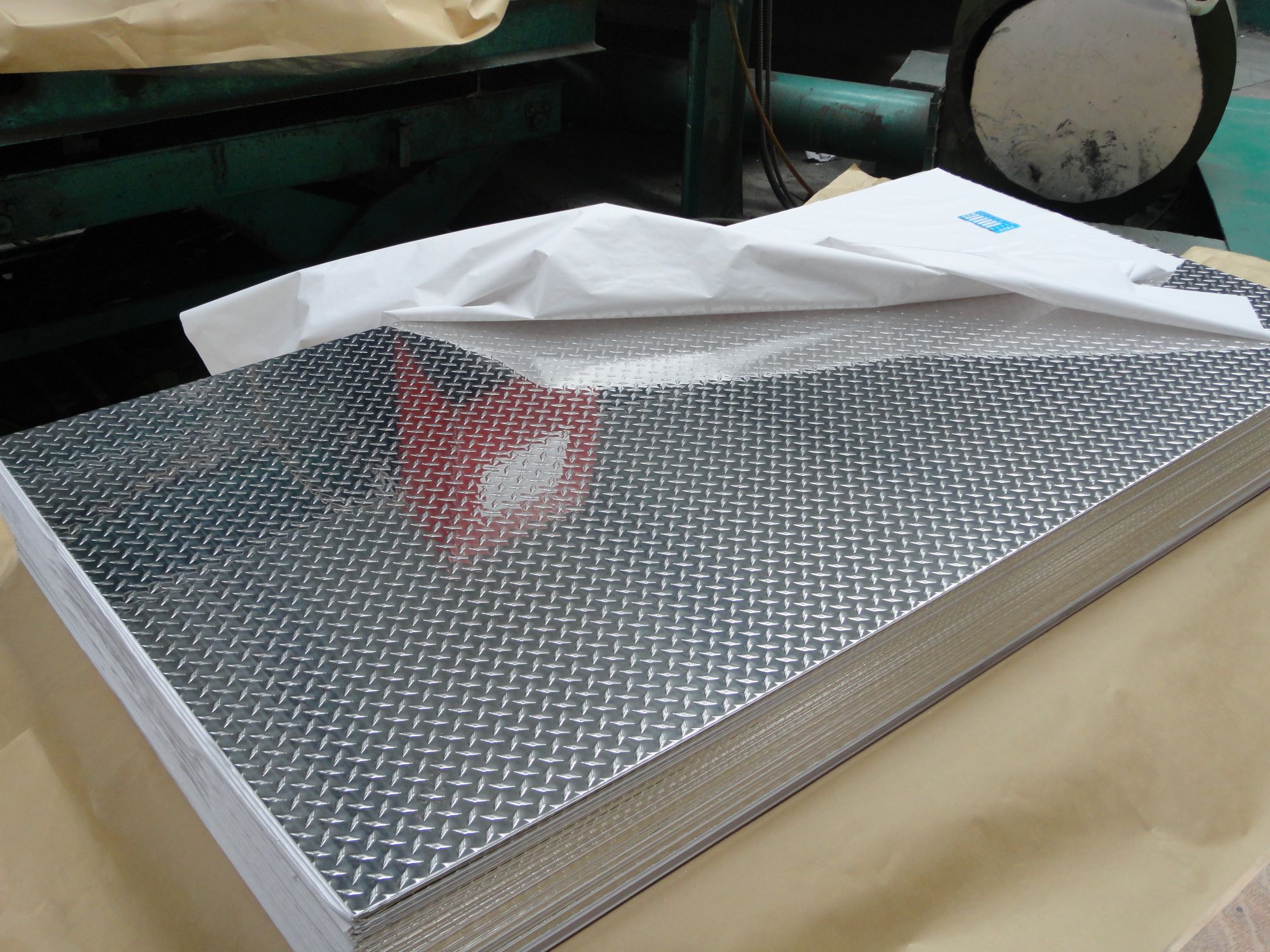 diamond aluminum plate